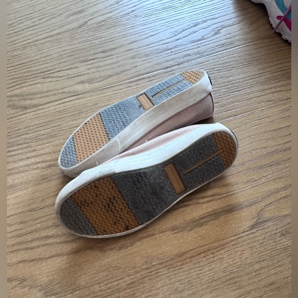 Sperry Seacoast Light Pink Canvas Shoes - Picture 3 of 5